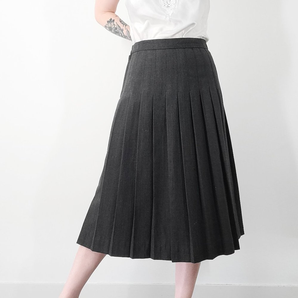 Vintage Pleated Wool Skirt
